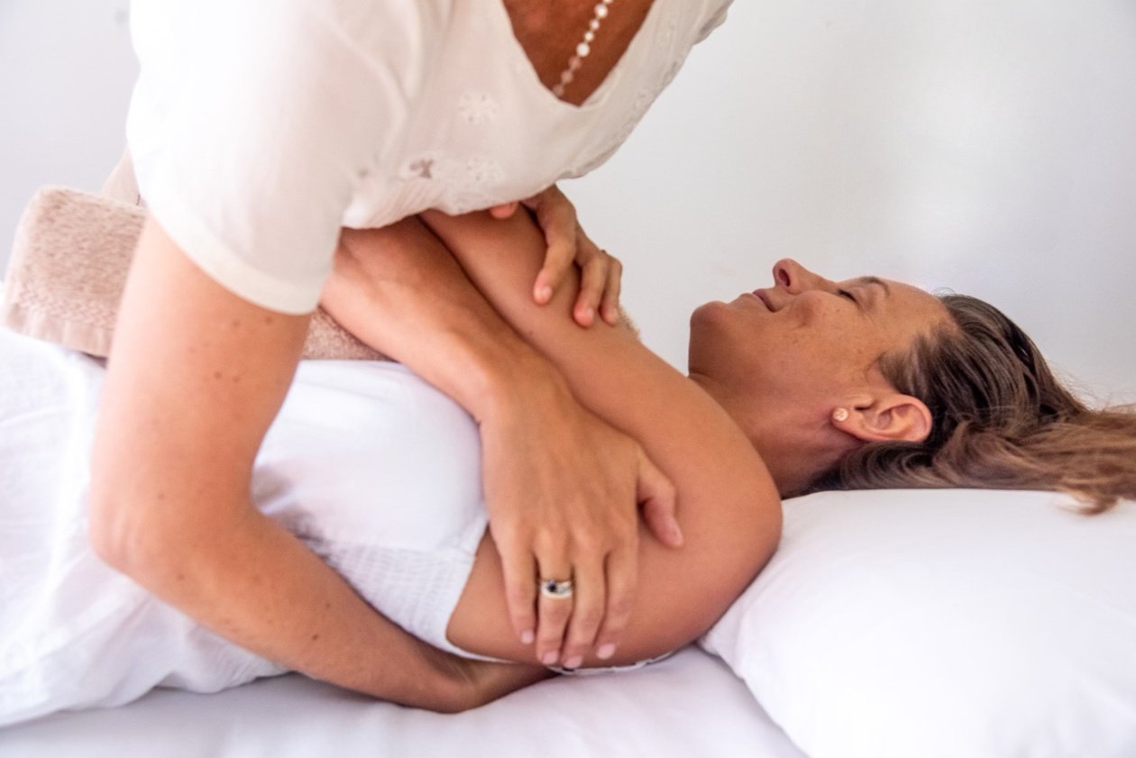 Osteopathic technique to help with spinal alignment, function, relieve back pain and neck pain, also improve breathing, digestion and sleep.